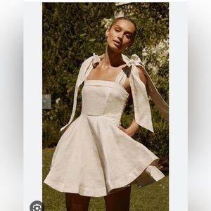 DISSH Aisle Linen Bow Dress